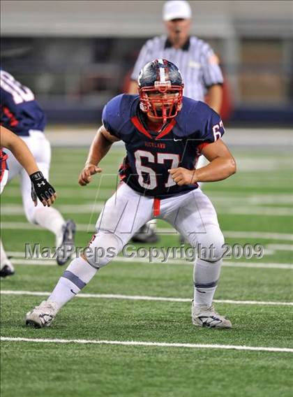 Thumbnail 2 in Richland vs. Bowie (Texas 5A D2 Region 1 Bi-District Playoffs) photogallery.