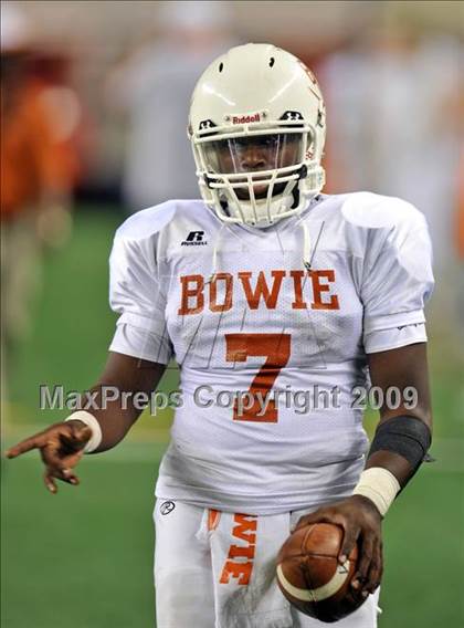 Thumbnail 2 in Richland vs. Bowie (Texas 5A D2 Region 1 Bi-District Playoffs) photogallery.