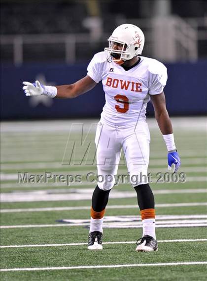 Thumbnail 3 in Richland vs. Bowie (Texas 5A D2 Region 1 Bi-District Playoffs) photogallery.