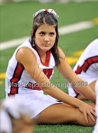 Thumbnail 1 in Richland vs. Bowie (Texas 5A D2 Region 1 Bi-District Playoffs) photogallery.