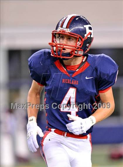 Thumbnail 2 in Richland vs. Bowie (Texas 5A D2 Region 1 Bi-District Playoffs) photogallery.