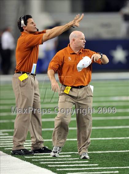 Thumbnail 1 in Richland vs. Bowie (Texas 5A D2 Region 1 Bi-District Playoffs) photogallery.