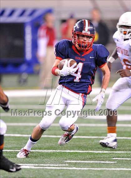 Thumbnail 1 in Richland vs. Bowie (Texas 5A D2 Region 1 Bi-District Playoffs) photogallery.