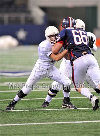Thumbnail 1 in Richland vs. Bowie (Texas 5A D2 Region 1 Bi-District Playoffs) photogallery.