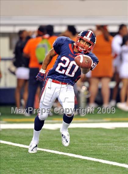 Thumbnail 2 in Richland vs. Bowie (Texas 5A D2 Region 1 Bi-District Playoffs) photogallery.