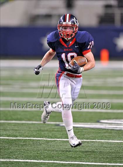 Thumbnail 1 in Richland vs. Bowie (Texas 5A D2 Region 1 Bi-District Playoffs) photogallery.