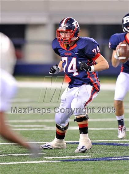 Thumbnail 2 in Richland vs. Bowie (Texas 5A D2 Region 1 Bi-District Playoffs) photogallery.