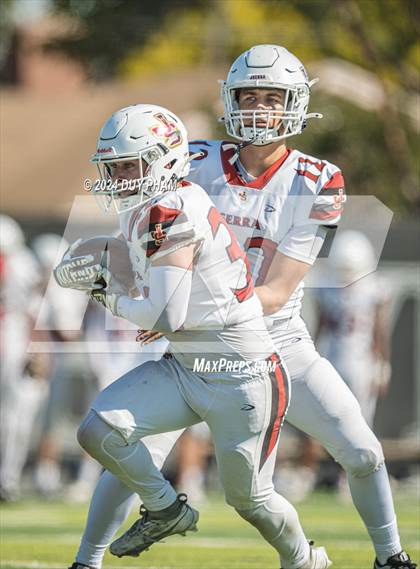 Thumbnail 1 in JSerra Catholic @ Servite photogallery.