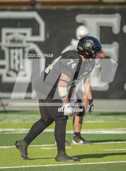 Thumbnail 3 in JSerra Catholic @ Servite photogallery.
