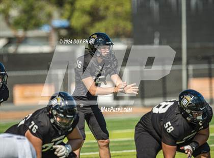 Thumbnail 3 in JSerra Catholic @ Servite photogallery.