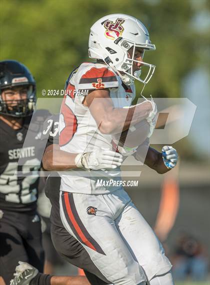Thumbnail 3 in JSerra Catholic @ Servite photogallery.