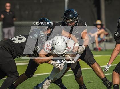 Thumbnail 3 in JSerra Catholic @ Servite photogallery.