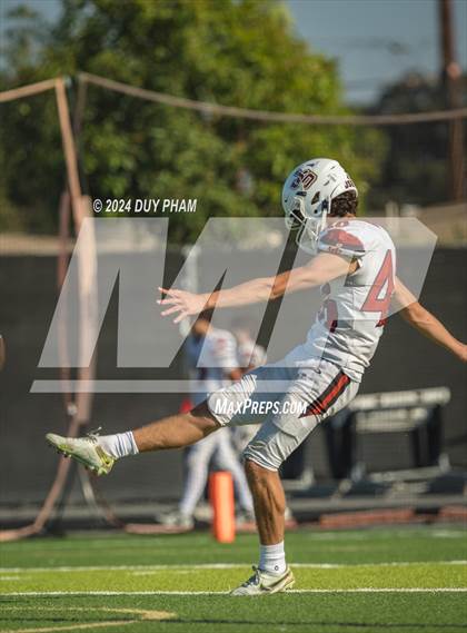 Thumbnail 3 in JSerra Catholic @ Servite photogallery.
