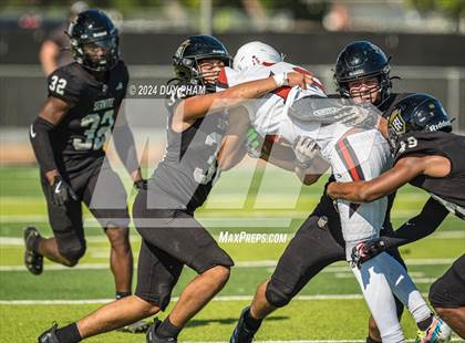 Thumbnail 3 in JSerra Catholic @ Servite photogallery.