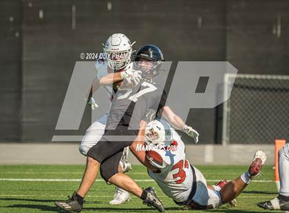 Thumbnail 3 in JSerra Catholic @ Servite photogallery.