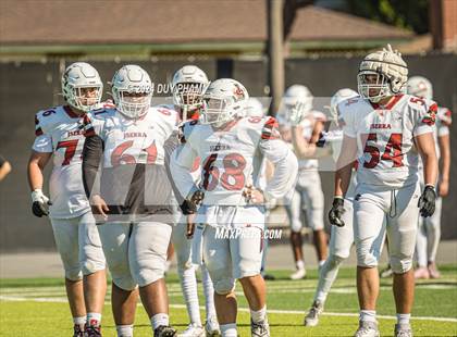 Thumbnail 3 in JSerra Catholic @ Servite photogallery.