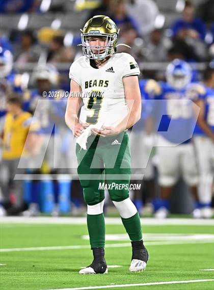 Thumbnail 1 in Little Cypress-Mauriceville vs. Chapel Hill (4A D1 Region III Final) photogallery.