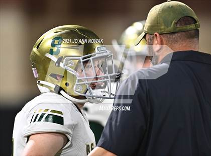 Thumbnail 3 in Little Cypress-Mauriceville vs. Chapel Hill (4A D1 Region III Final) photogallery.