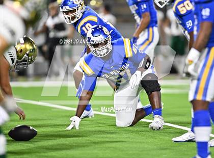 Thumbnail 1 in Little Cypress-Mauriceville vs. Chapel Hill (4A D1 Region III Final) photogallery.