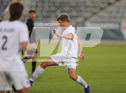 Thumbnail 3 in Air Academy vs. Skyview (CHSAA 4A State Final) photogallery.