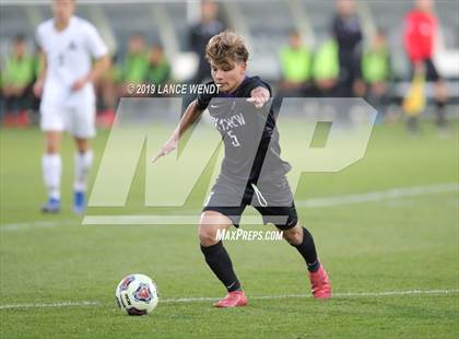 Thumbnail 3 in Air Academy vs. Skyview (CHSAA 4A State Final) photogallery.