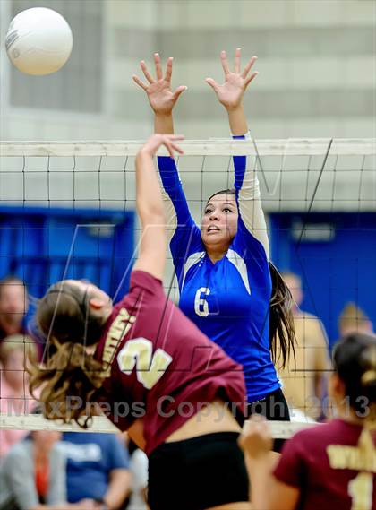 Thumbnail 3 in Whitney @ Rocklin photogallery.