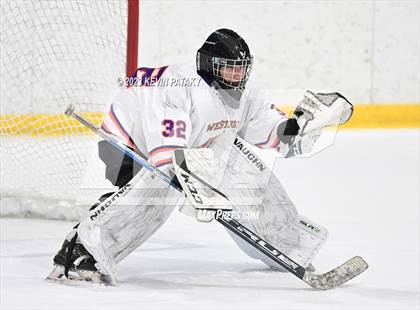 Thumbnail 2 in Watertown/Pomperaug @ Westhill/Stamford (CIAC DII 1st Round) photogallery.