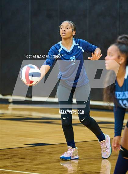 Thumbnail 2 in Sterling @ Galena Park photogallery.