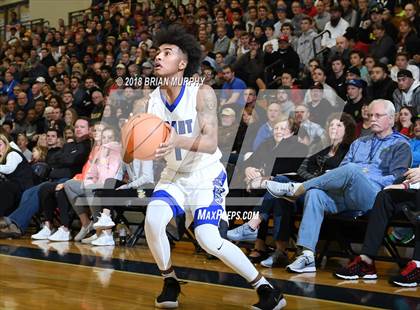 Thumbnail 2 in Grant vs Jefferson (Les Schwab Invitational) photogallery.