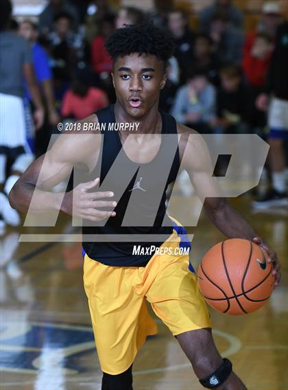 Thumbnail 1 in Grant vs Jefferson (Les Schwab Invitational) photogallery.