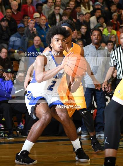 Thumbnail 2 in Grant vs Jefferson (Les Schwab Invitational) photogallery.