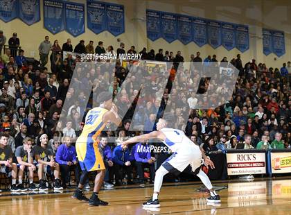Thumbnail 3 in Grant vs Jefferson (Les Schwab Invitational) photogallery.