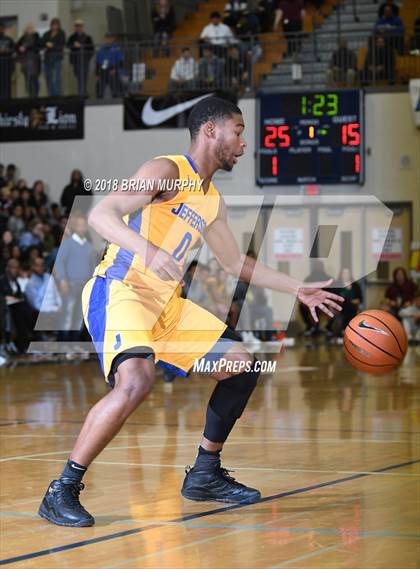 Thumbnail 1 in Grant vs Jefferson (Les Schwab Invitational) photogallery.