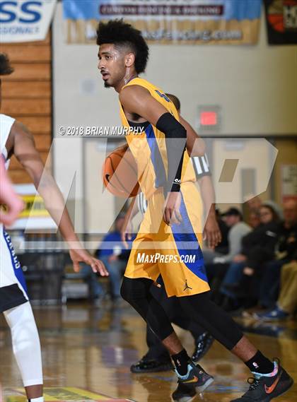 Thumbnail 3 in Grant vs Jefferson (Les Schwab Invitational) photogallery.