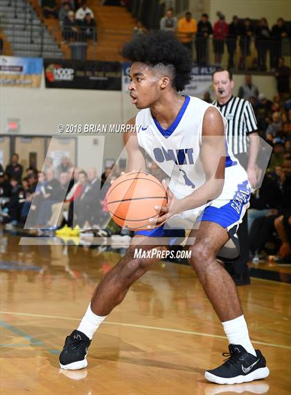 Thumbnail 3 in Grant vs Jefferson (Les Schwab Invitational) photogallery.