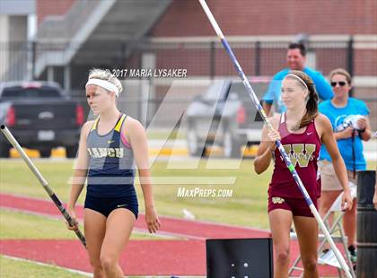 Thumbnail 3 in UIL Regional Track & Field Meet R3 photogallery.