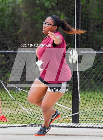 Thumbnail 3 in UIL Regional Track & Field Meet R3 photogallery.