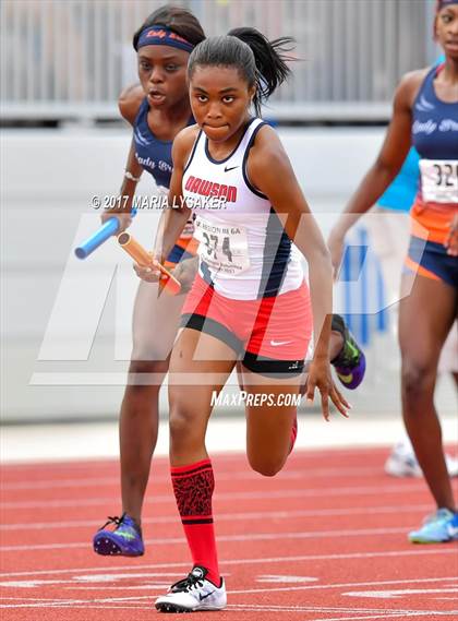 Thumbnail 2 in UIL Regional Track & Field Meet R3 photogallery.