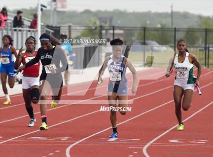 Thumbnail 3 in UIL Regional Track & Field Meet R3 photogallery.