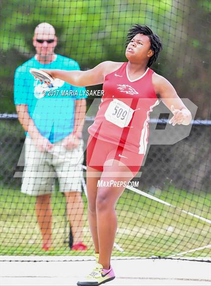 Thumbnail 3 in UIL Regional Track & Field Meet R3 photogallery.