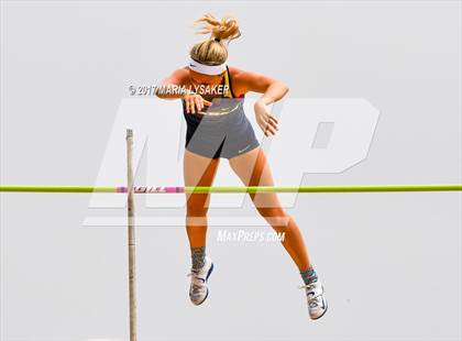 Thumbnail 3 in UIL Regional Track & Field Meet R3 photogallery.