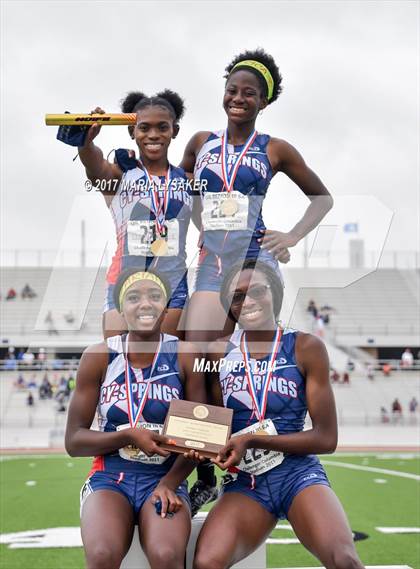 Thumbnail 2 in UIL Regional Track & Field Meet R3 photogallery.