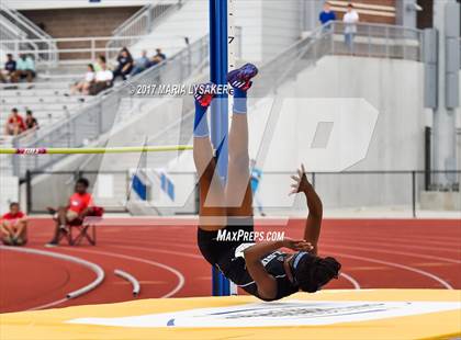 Thumbnail 3 in UIL Regional Track & Field Meet R3 photogallery.