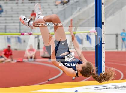 Thumbnail 1 in UIL Regional Track & Field Meet R3 photogallery.