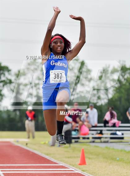 Thumbnail 3 in UIL Regional Track & Field Meet R3 photogallery.