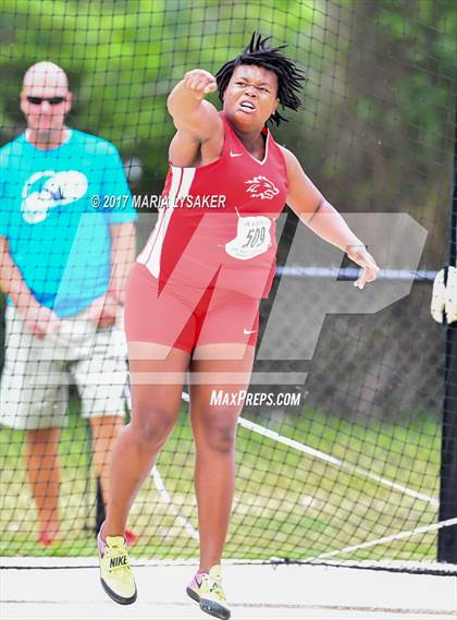 Thumbnail 1 in UIL Regional Track & Field Meet R3 photogallery.