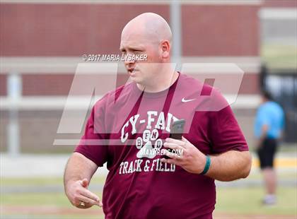 Thumbnail 1 in UIL Regional Track & Field Meet R3 photogallery.