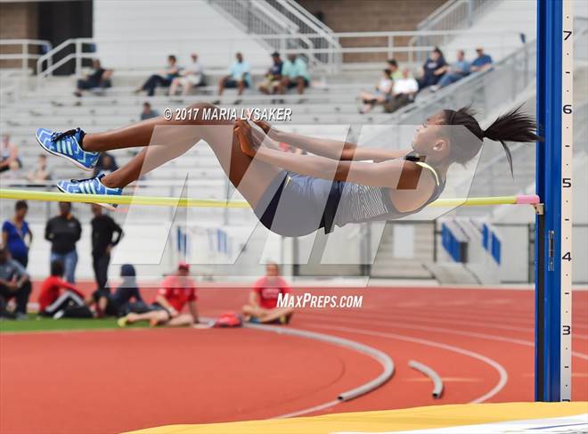 Photo 54 In The Uil Regional Track Field Meet R3 Photo Gallery 207