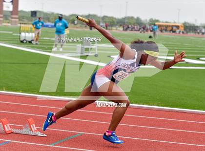 Thumbnail 1 in UIL Regional Track & Field Meet R3 photogallery.
