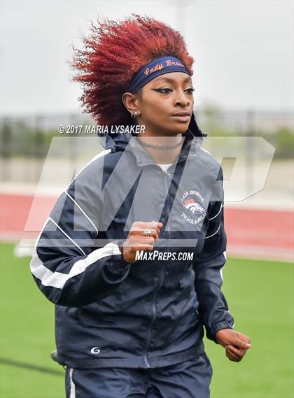 Thumbnail 1 in UIL Regional Track & Field Meet R3 photogallery.